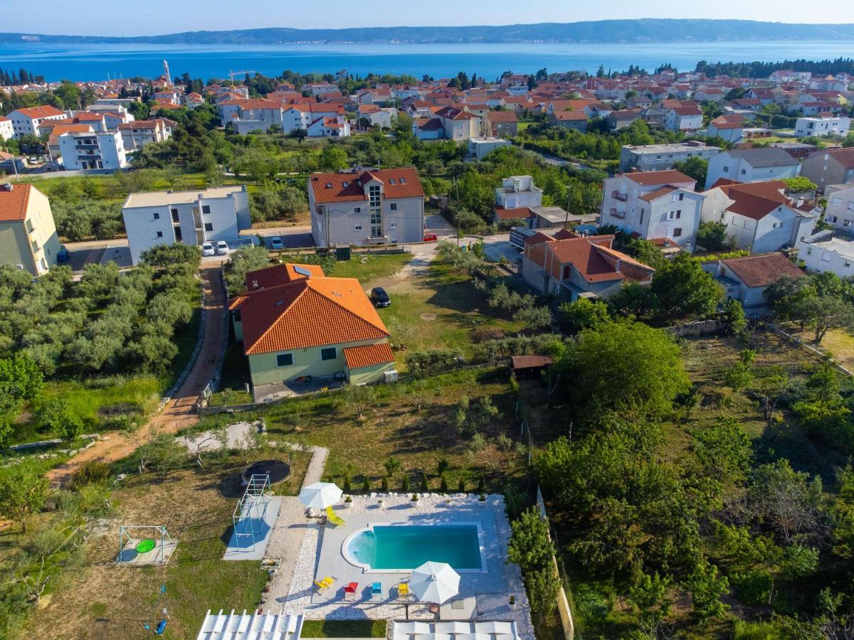 Maris Apartament *