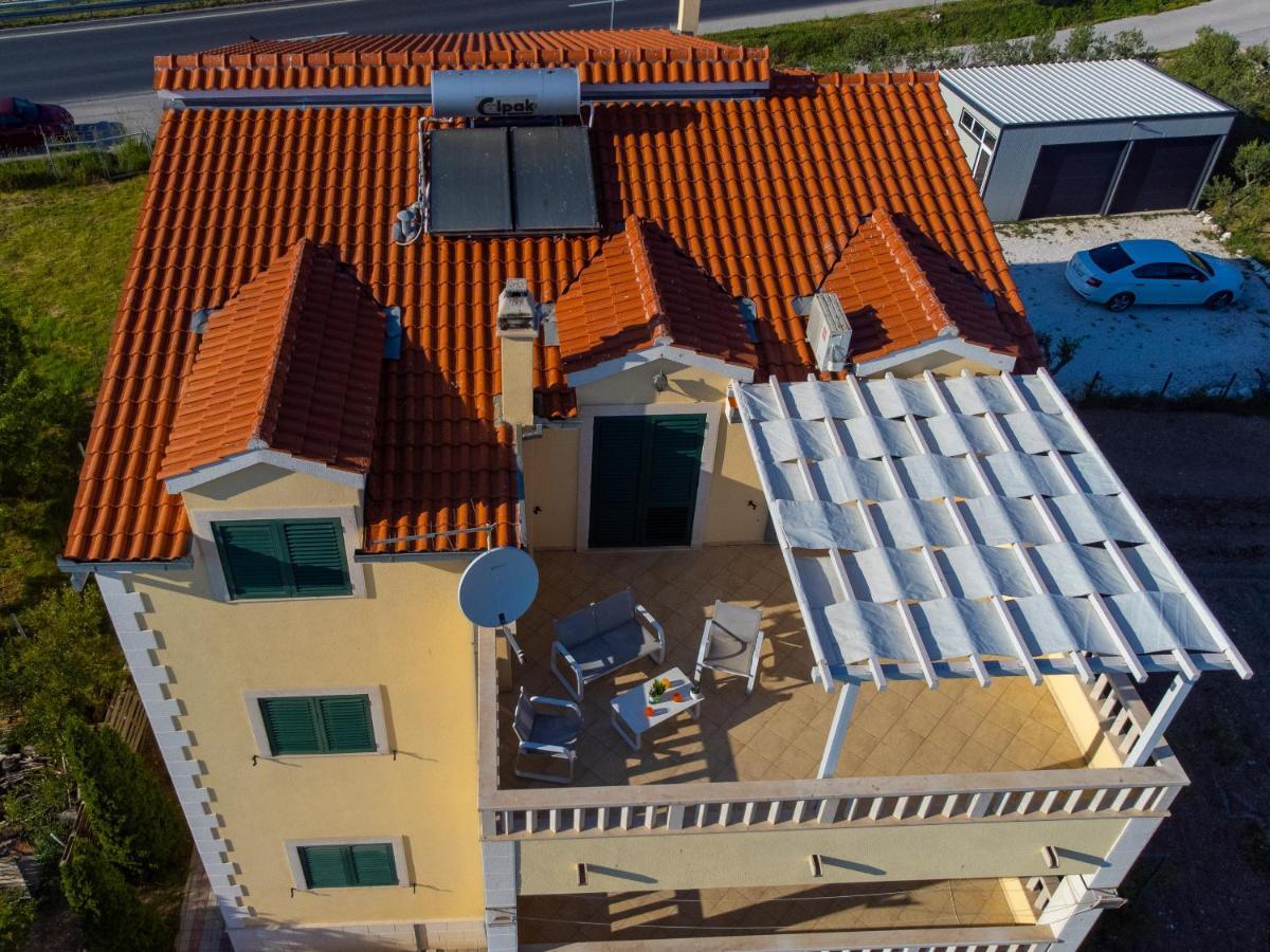 Maris * Kaštela